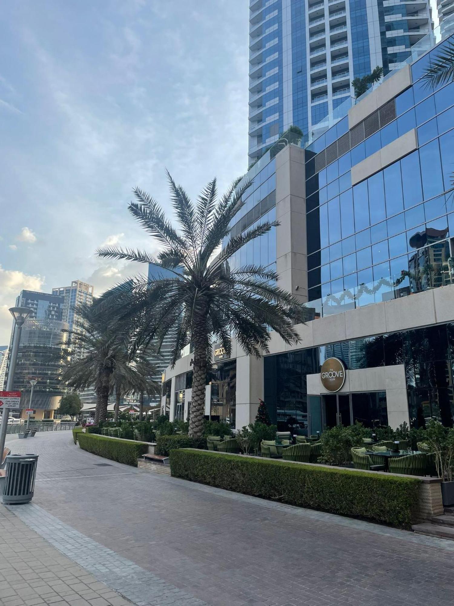 Four Stars Dubai Marina Jbr Hotel Exterior photo