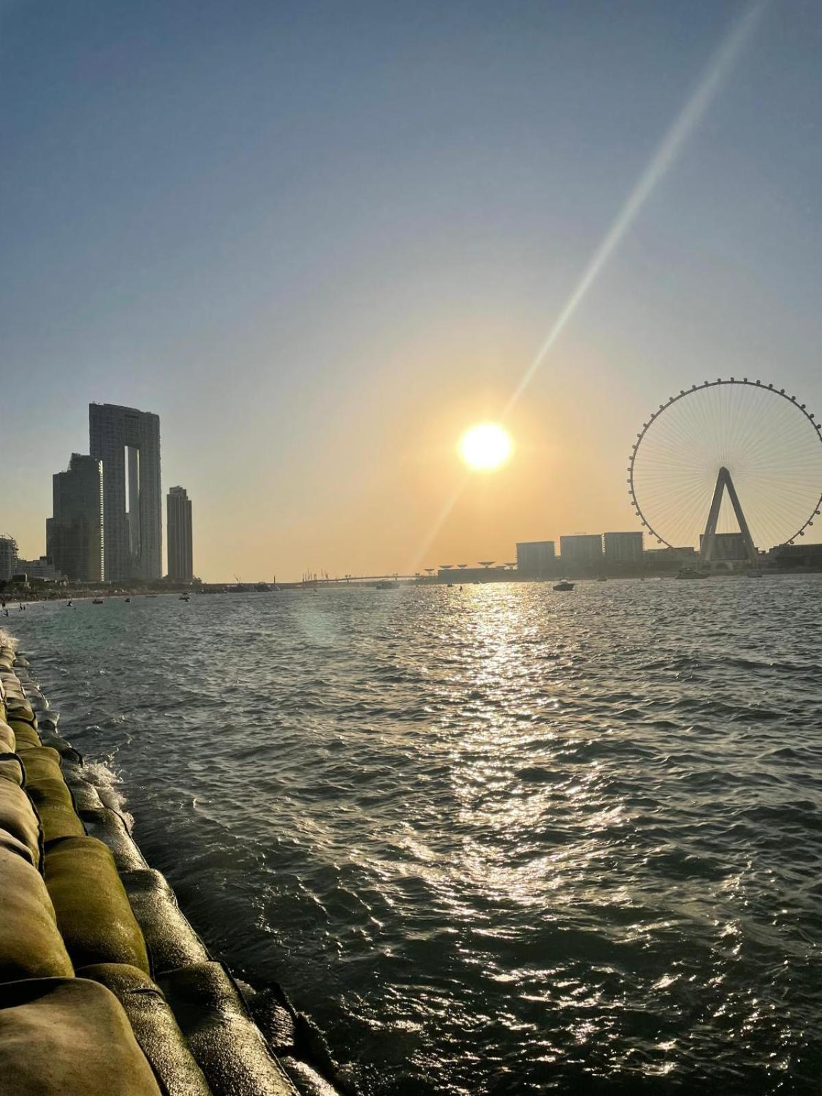 Four Stars Dubai Marina Jbr Hotel Exterior photo