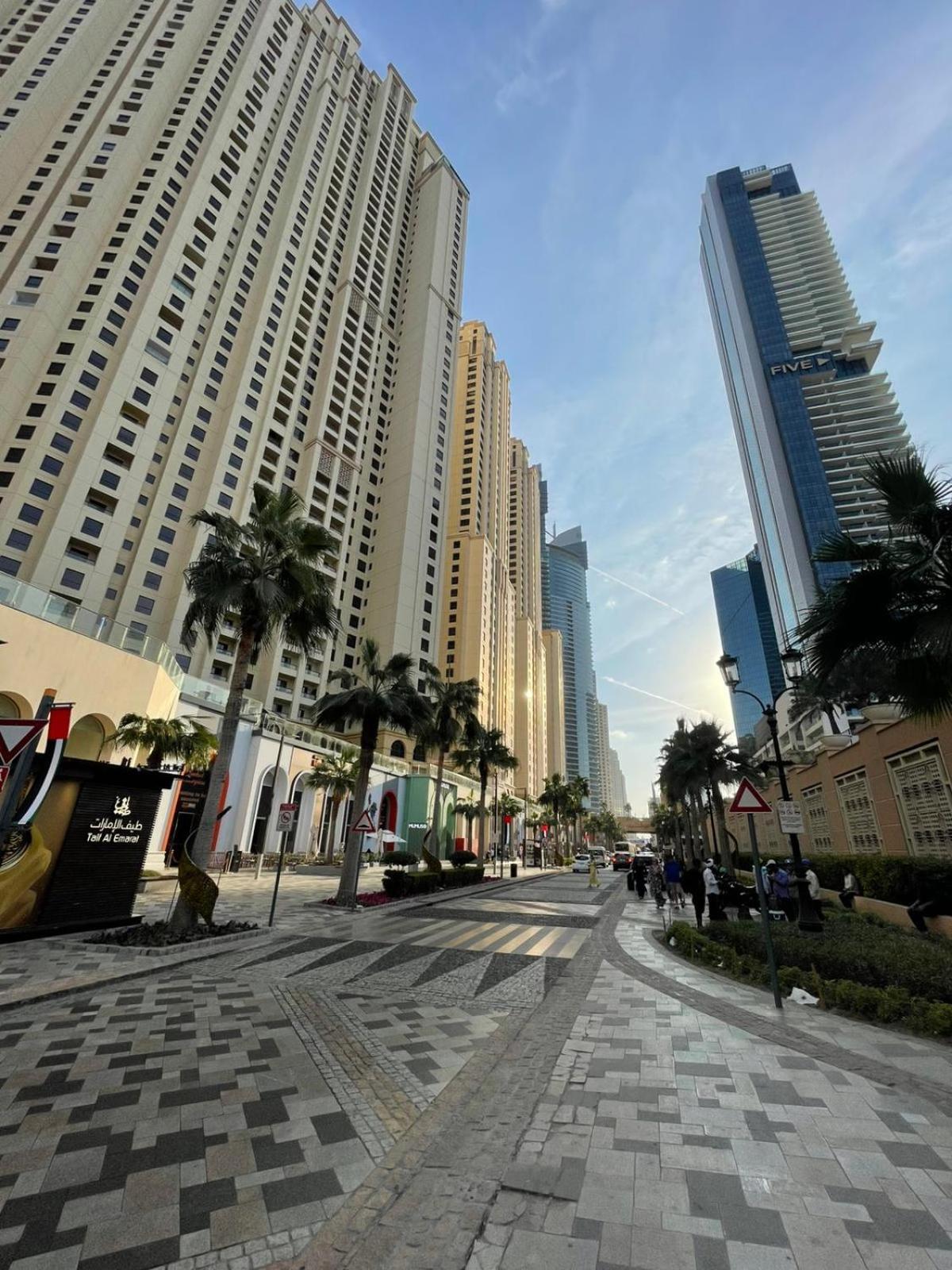 Four Stars Dubai Marina Jbr Hotel Exterior photo